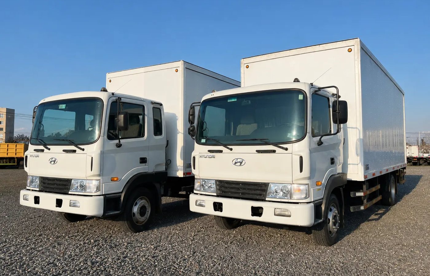 Camiones cerrados de Hans Meyer Transporte